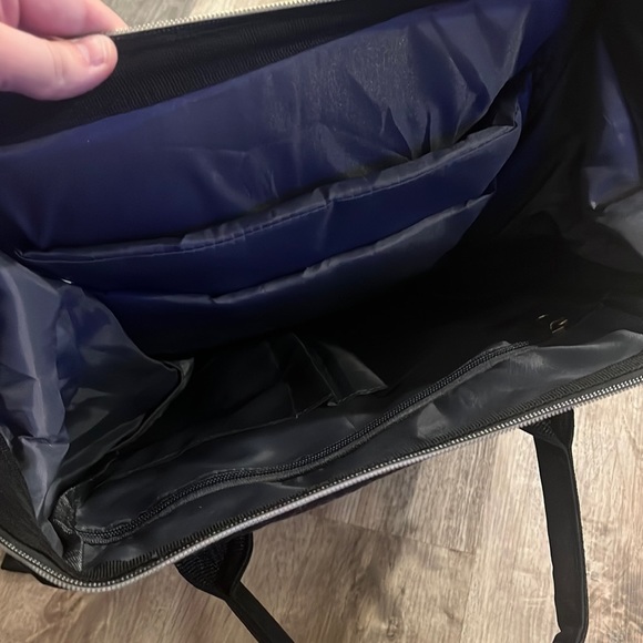 Backpack - Picture 3 of 4